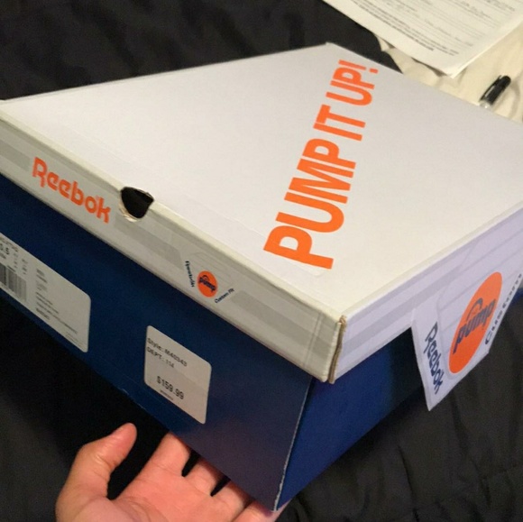 Shaq pumps size 9 - Picture 3 of 4